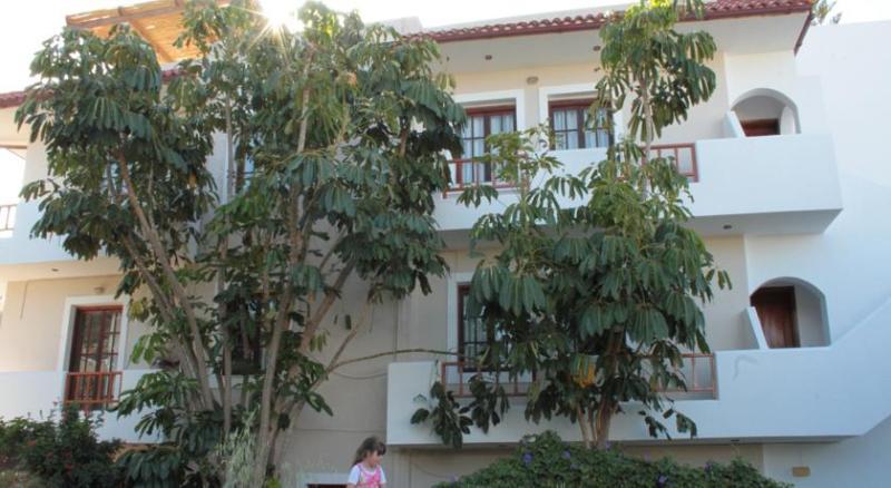 Alexandra Apartments Stalida 外观 照片